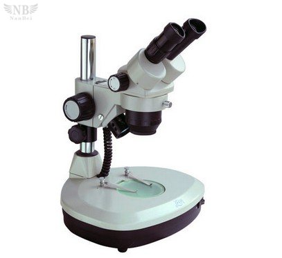 XT-300 Stereo zoom microscope